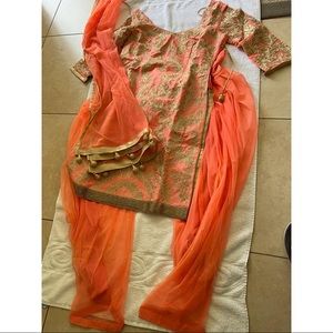 SEASONS Mumbai pink and gold patiala